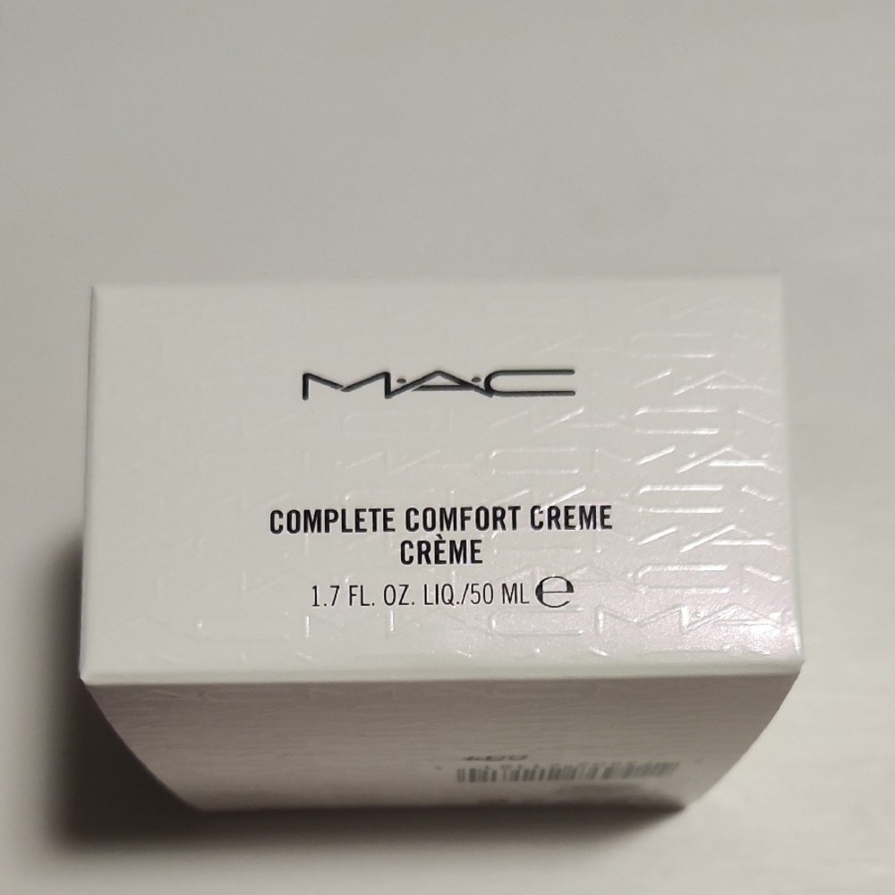 MAC Complete Comfort Creme - Picture 4 of 7